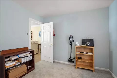 Bedroom - 124 Caybeth Dr, Ballwin, MO 63011 photo 4 of 4