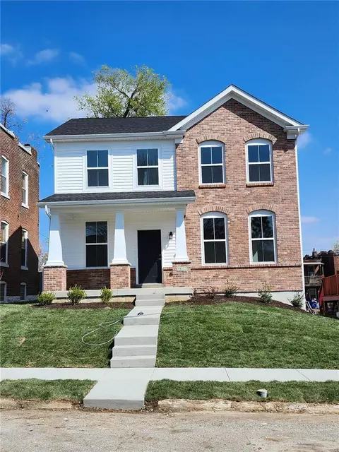 2817 Caroline St, Saint Louis, MO 63104
