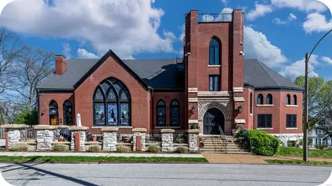 2501 Clifton Ave, Saint Louis, MO 63139