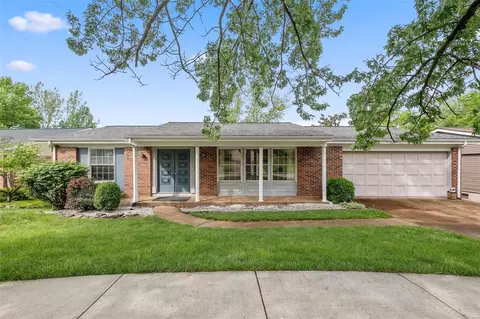 4632 Colima Ct, Saint Louis, MO 63128