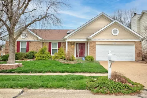 15635 94th Ave, Florissant, MO 63034