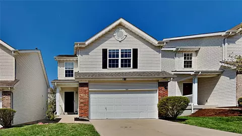 1615 Hurstborough Manor Dr, Hazelwood, MO 63042