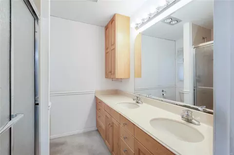 Bath - 16921 Crestview Dr, Grover, MO 63040 photo 2 of 3