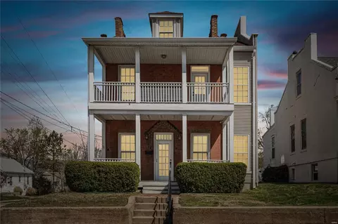 630 Adams St, Saint Charles, MO 63301