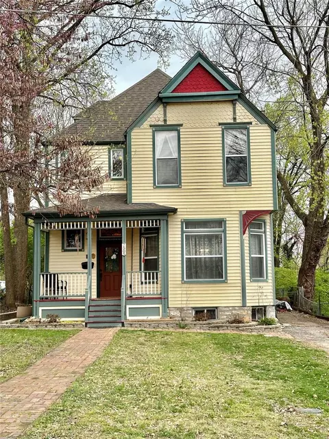 7505 Suffolk Ave, Saint Louis, MO 63119