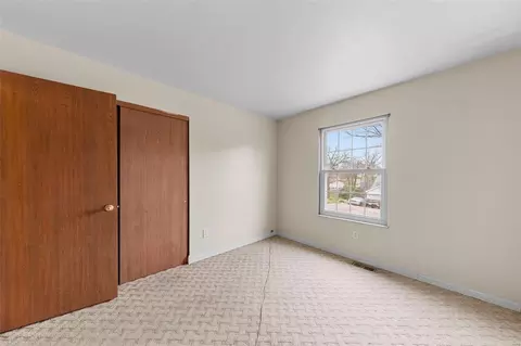Bedroom - 396 Westbrook Dr, O'fallon, MO 63366 photo 3 of 8