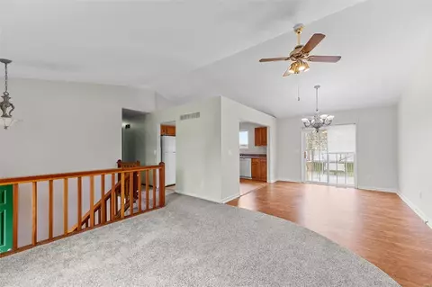 Living - 396 Westbrook Dr, O'fallon, MO 63366 photo 4 of 4