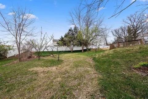 Exterior - 396 Westbrook Dr, O'fallon, MO 63366 photo 7 of 11