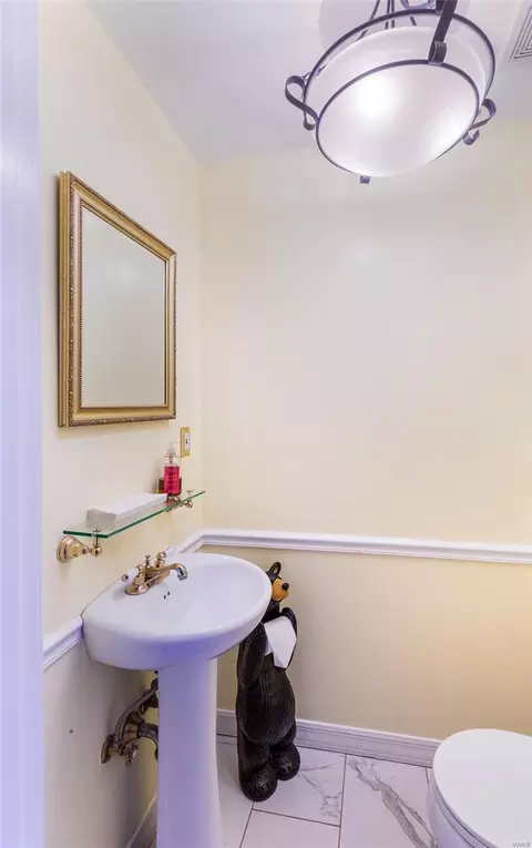 Bath - 7161 Pershing Ave, Saint Louis, MO 63130 photo 1 of 3