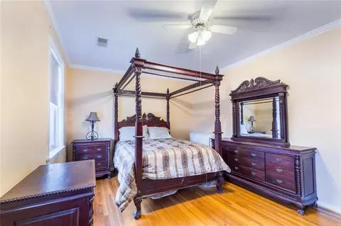 Bedroom - 7161 Pershing Ave, Saint Louis, MO 63130 photo 1 of 4