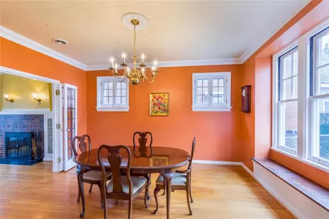 Dining - 7161 Pershing Ave, Saint Louis, MO 63130 photo 2 of 3