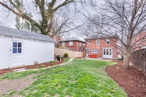 Exterior - 7161 Pershing Ave, Saint Louis, MO 63130 photo 10 of 11