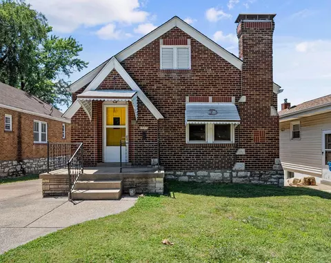 8505 Rosemary Ave, Saint Louis, MO 63123