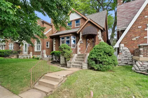5627 Itaska St, Saint Louis, MO 63109
