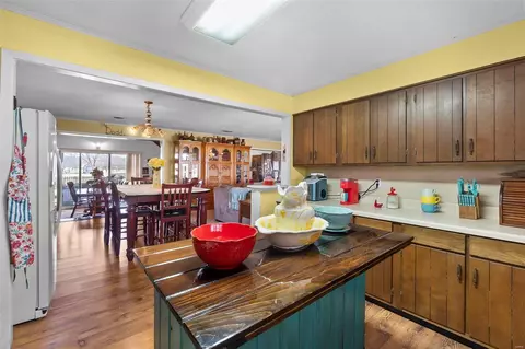 Dining - 18465 County Road 405, Kennett, MO 63857 photo 4 of 4