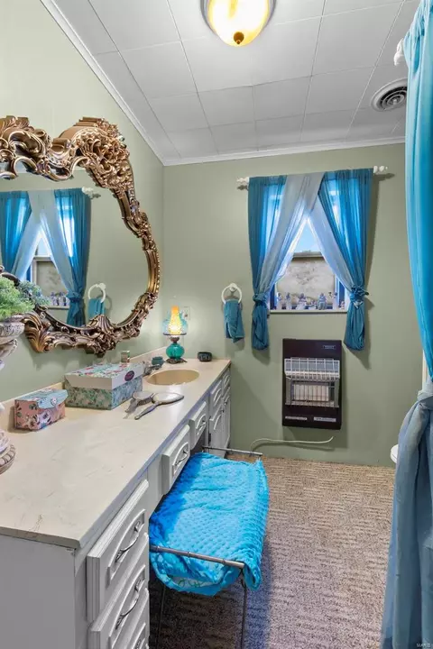 Bath - 18465 County Road 405, Kennett, MO 63857 photo 3 of 4