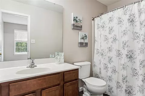 Bath - 320 Shady Rock Ln, O'fallon, MO 63368 photo 4 of 4
