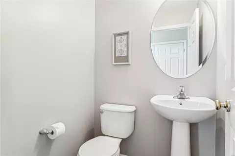Bath - 320 Shady Rock Ln, O'fallon, MO 63368 photo 2 of 4