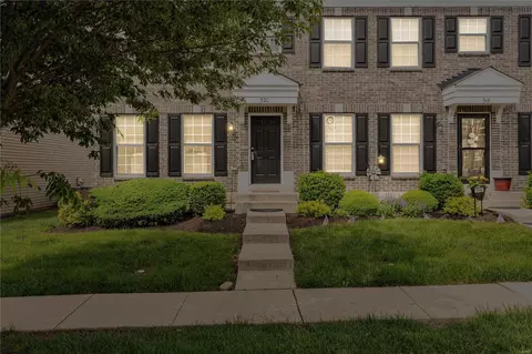 Exterior - 320 Shady Rock Ln, O'fallon, MO 63368 photo 3 of 3