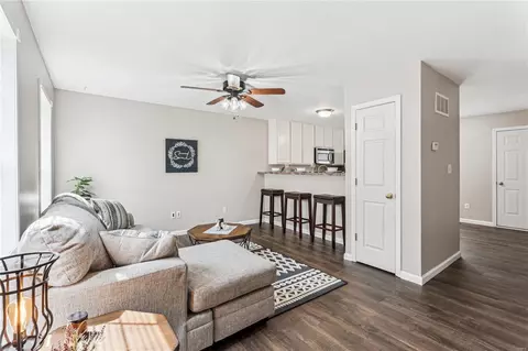 Living - 320 Shady Rock Ln, O'fallon, MO 63368 photo 1 of 1
