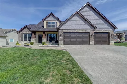 731 Lost Canyon Blvd, Wentzville, MO 63385