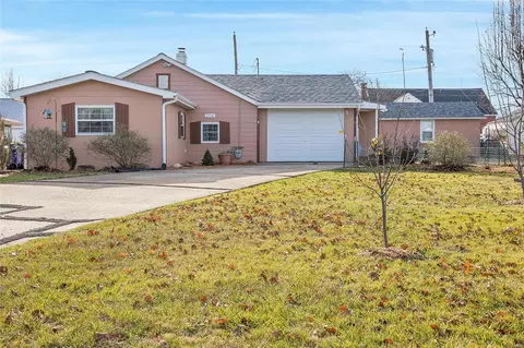 206 E Northview Ave, Wentzville, MO 63385