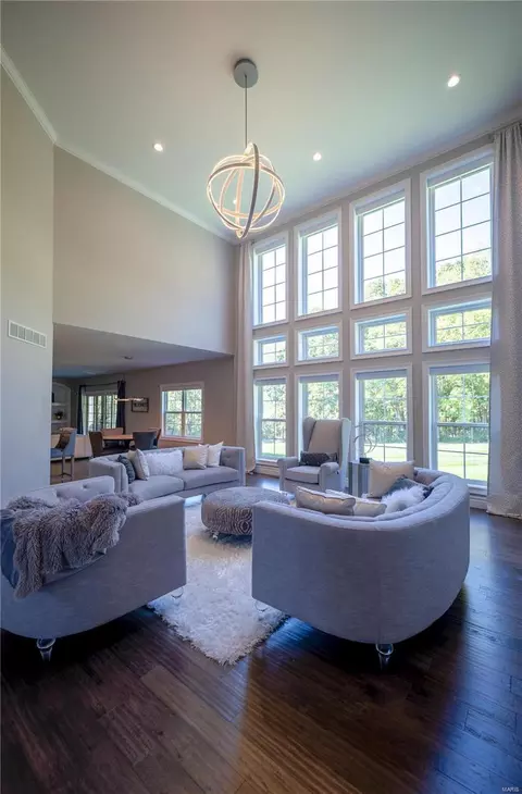 Living - 3040 Matteson Blvd, O'fallon, MO 63366 photo 7 of 13