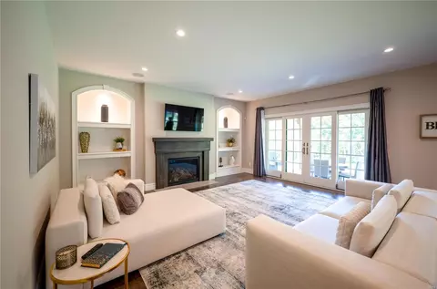 Living - 3040 Matteson Blvd, O'fallon, MO 63366 photo 3 of 13