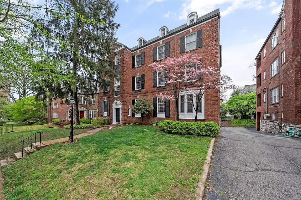 7529 Wellington Way 2, Clayton, MO 63105 26 Photos Movoto