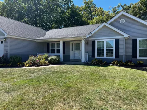 786 Autumn Valley Dr, O'fallon, MO 63366