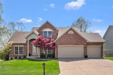 2232 Leah Dr, Saint Peters, MO 63376