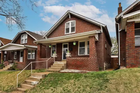 4467 Ellenwood Ave, Saint Louis, MO 63116