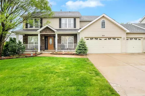 976 Lafayette Landing Ct, Saint Charles, MO 63303