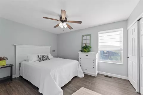 Bedroom - 2350 Cheneaux Ln, O'fallon, MO 63368 photo 2 of 4