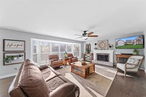 Living - 2350 Cheneaux Ln, O'fallon, MO 63368 photo 1 of 2