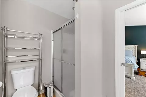 Bath - 6 Feise Forest Ct, O'fallon, MO 63368 photo 3 of 4