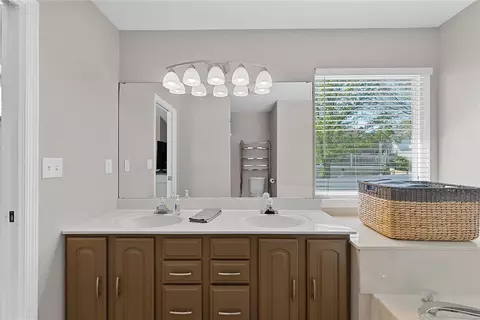 Bath - 6 Feise Forest Ct, O'fallon, MO 63368 photo 1 of 4