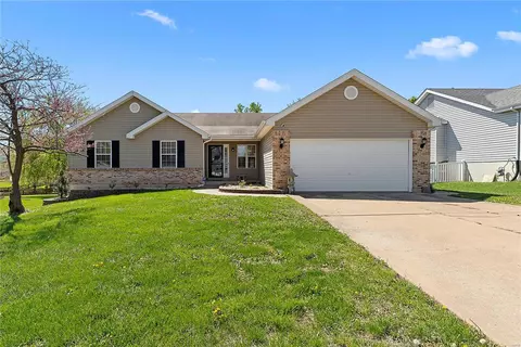 6 Feise Forest Ct, O'fallon, MO 63368