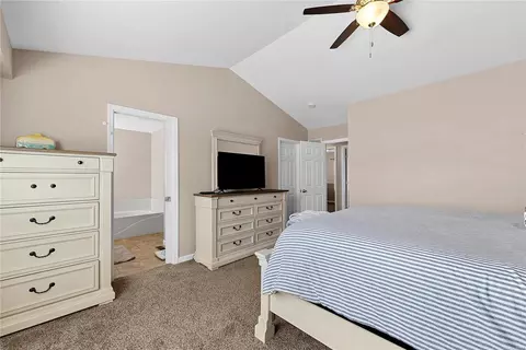 Bedroom - 6 Feise Forest Ct, O'fallon, MO 63368 photo 2 of 5
