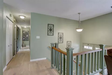 Entry Way - 276 Glandore Dr, Ballwin, MO 63021 photo 3 of 4