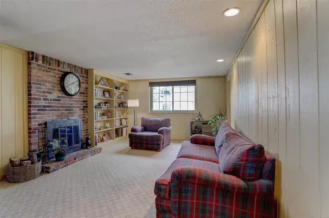 Living - 276 Glandore Dr, Ballwin, MO 63021 photo 6 of 8