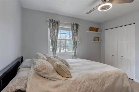 Bedroom - 276 Glandore Dr, Ballwin, MO 63021 photo 6 of 6
