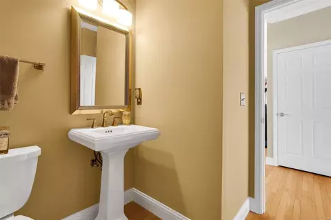 Bath - 626 Legends Bluffs Ct, Eureka, MO 63025 photo 1 of 4