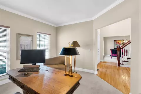Living - 626 Legends Bluffs Ct, Eureka, MO 63025 photo 1 of 6