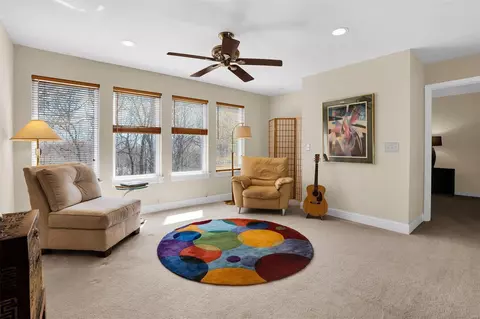 Living - 626 Legends Bluffs Ct, Eureka, MO 63025 photo 5 of 6