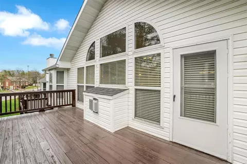 Exterior - 505 Galway Dr, O'fallon, MO 63366 photo 2 of 8