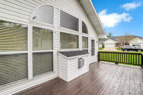 Exterior - 505 Galway Dr, O'fallon, MO 63366 photo 3 of 8