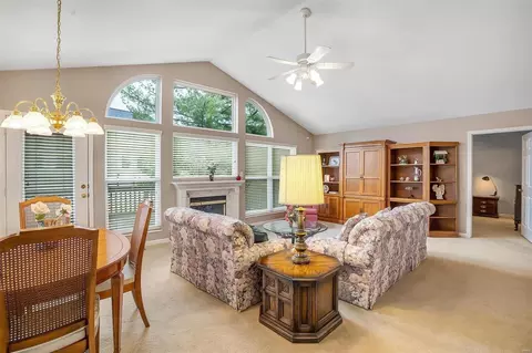Living - 505 Galway Dr, O'fallon, MO 63366 photo 2 of 4