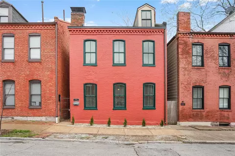 2104 S 11th St, Saint Louis, MO 63104