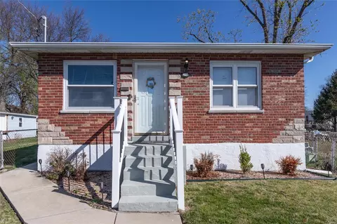 403 W Holden, Saint Louis, MO 63125